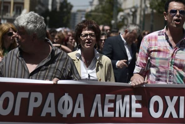 Para financiar el déficit público de Grecia se aumentó la deuda pública. Los cálculos sostienen que hay más de un millón de personas sin empleo en el país.