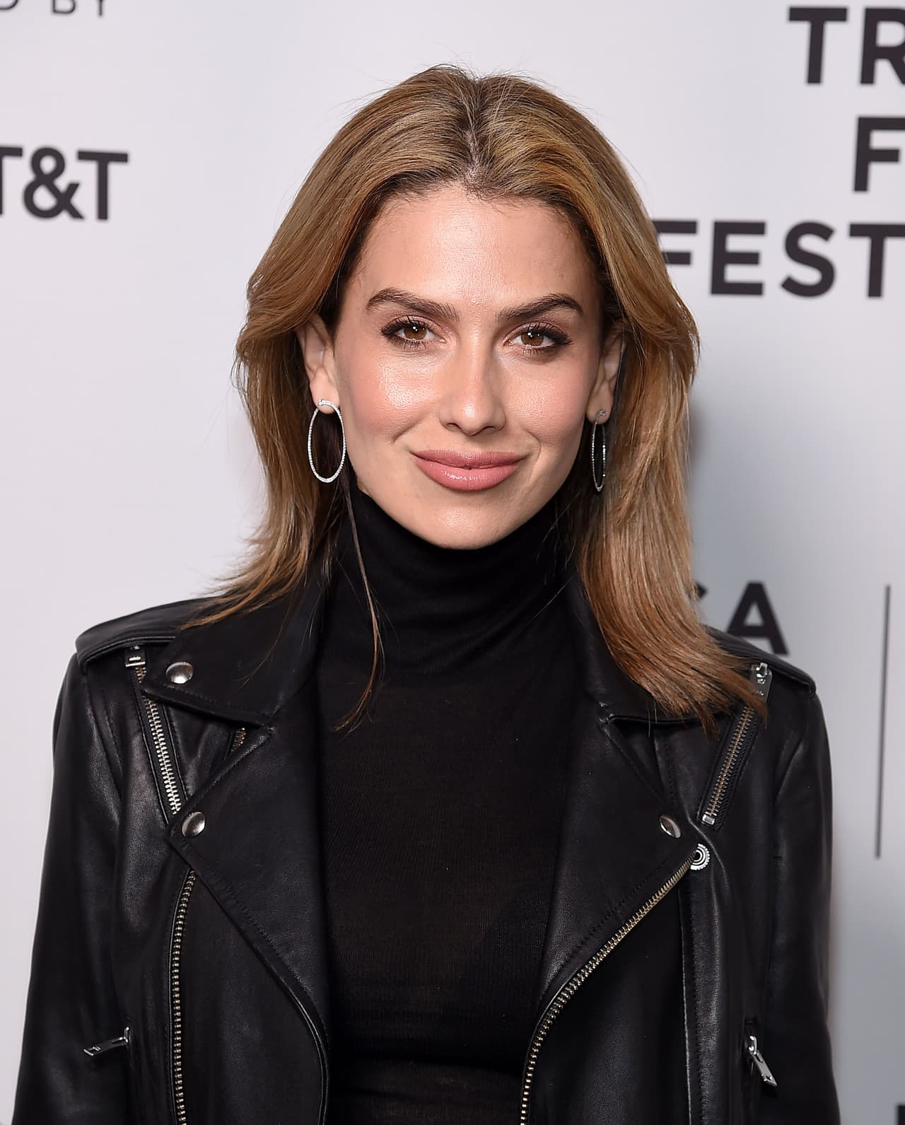 Por medio de un 
<b><a href="https://www.instagram.com/p/B4vxXYin6v0/">video en Instagram,</a></b> la esposa de Alec Baldwin anunció, el pasado 11 de noviembre, que perdió el bebé que esperaba a los 4 meses de gestación. 
<br>