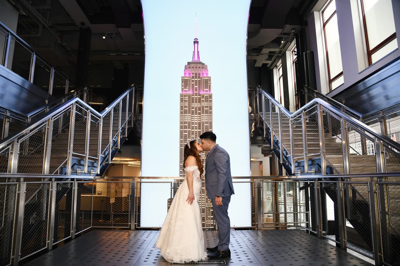 El concurso fue organizado por el Empire State Building en colaboración con iHeartMedia New York.
