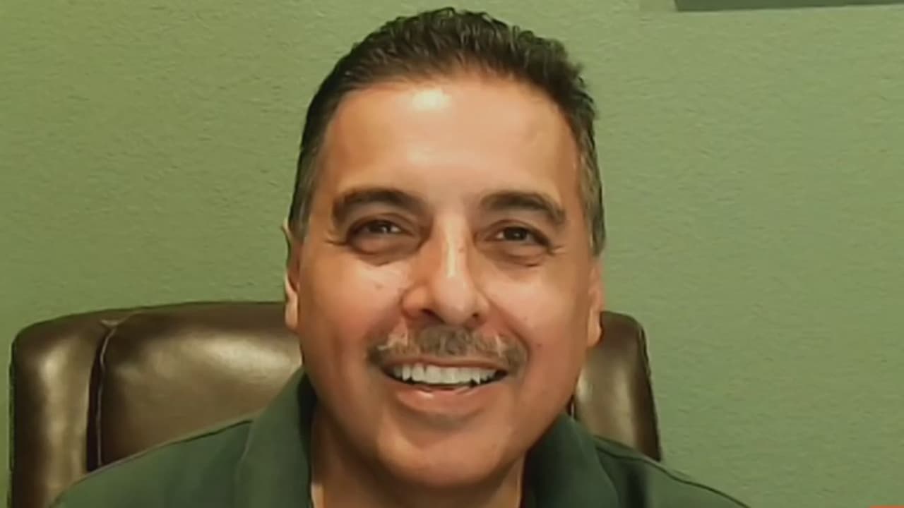 “Un viaje histórico”: el astronauta hispano José Hernández habla de la hazaña de Richard Branson