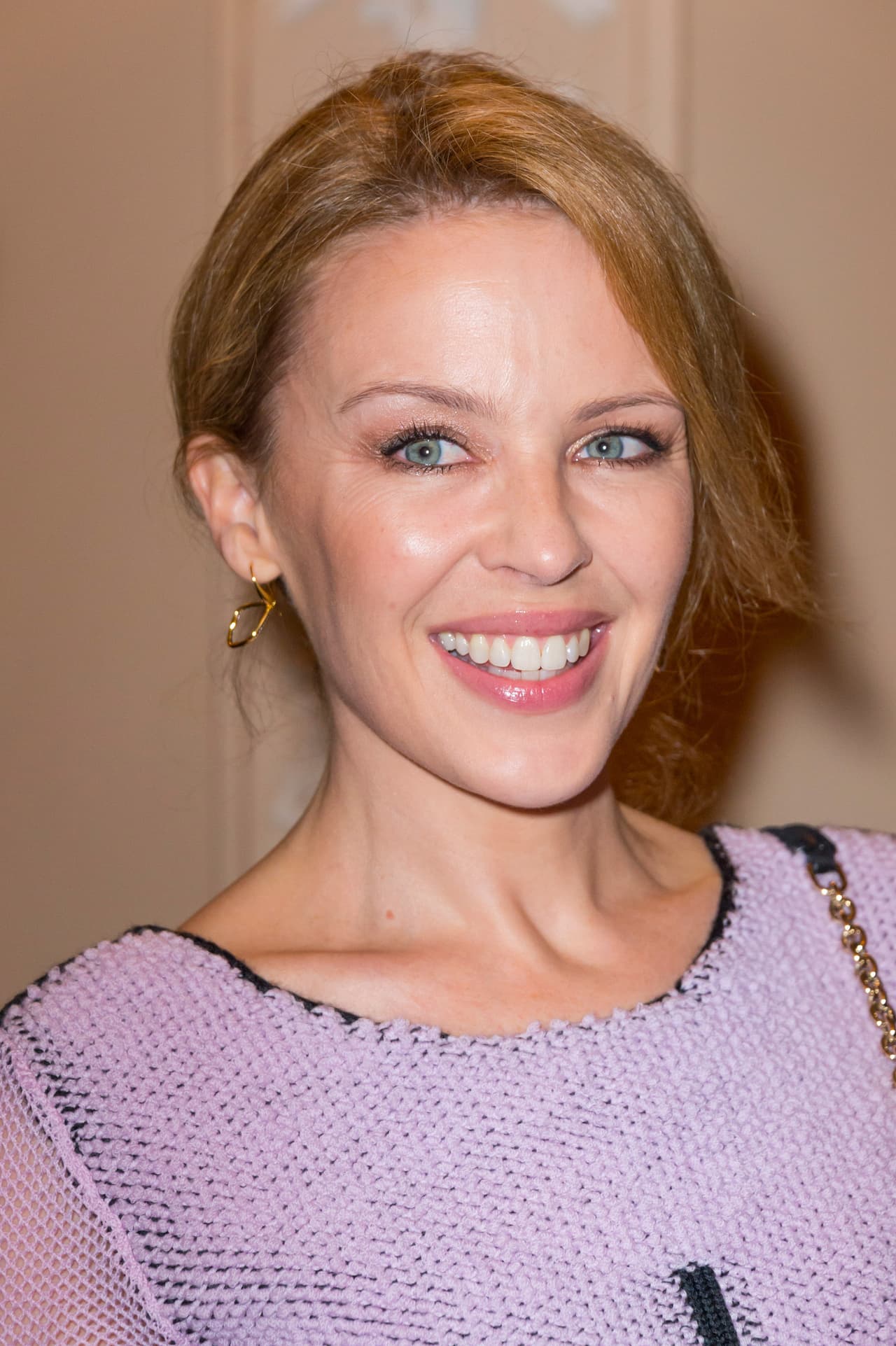 Nadie sale igual de una guerra como esa, y de esta lucha ella salió como una mujer fuerte y renacida, hasta tal punto que no necesitaba nada ni nadie a su lado.