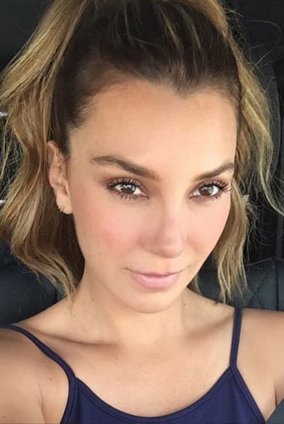 Posteriormente trabajó junto a William Levy otra vez en "Acorralada".