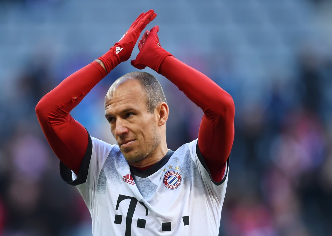 Arjen Robben renueva con el Bayern hasta 2018