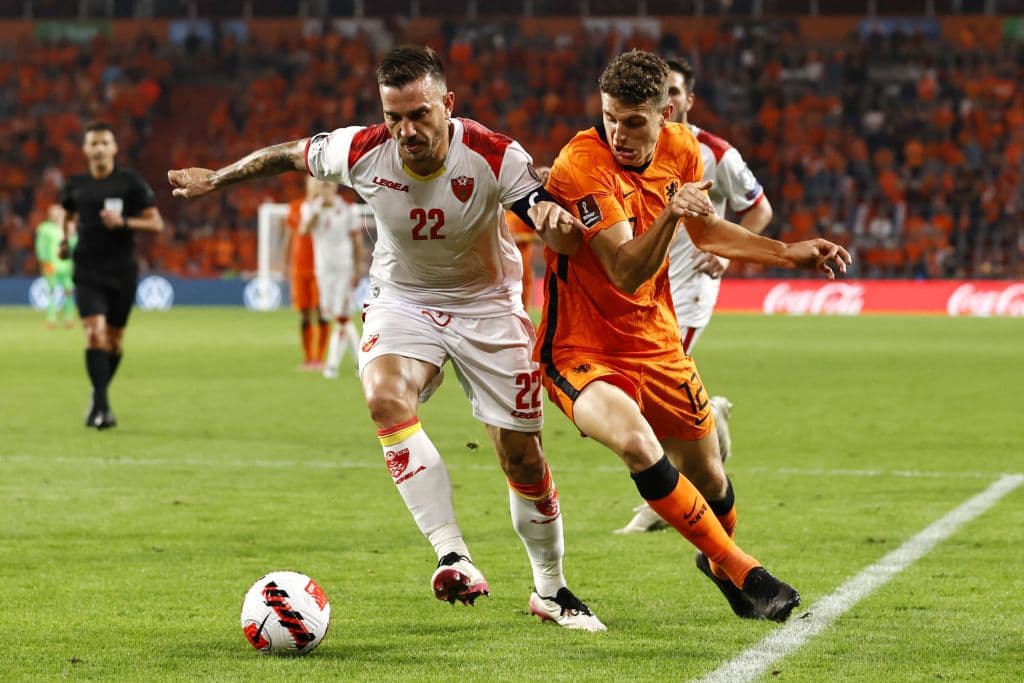 Con doblete de Memphis Depay, gol de Geroginio Wijnaldum y gol de Cody Gakpo, Holanda pasa por encima de Montenegro y golean 4-0 en casa.