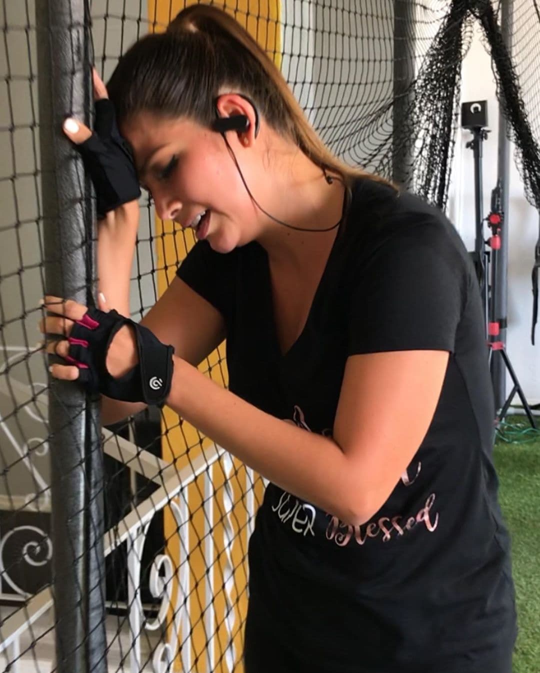 “Como les platiqué yo soy de etapas, hay algunas donde no quiero hacer nada solo disfrutarme cada antojo que se me cruza y otras donde quiero retomar y ponerme juiciosa”, anunció la presentadora latina en Instagram.
<br>