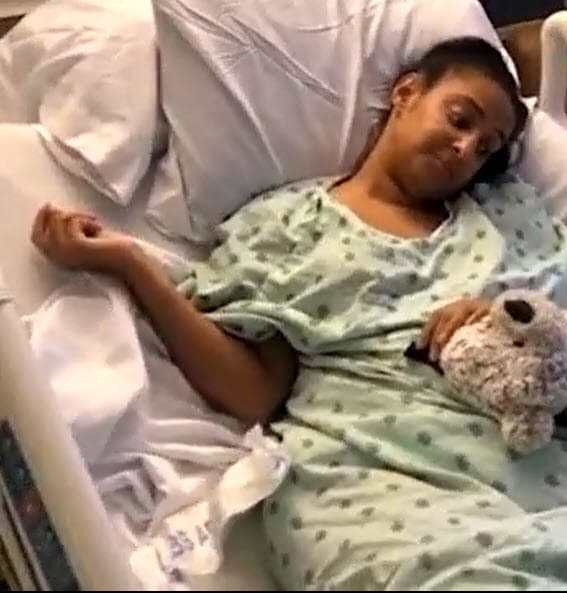 "
<b>Ella misma contará su historia</b>, yo espero que sí, yo sé que sí, cuando ella esté bien, cuando se sienta bien para hablar del tema", aseguró la periodista.
<br>