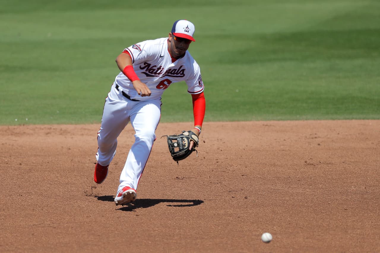 En las Ligas Mayores de Beisbol también decidieron suspender los eventos.
<br>
<br>"MLB ha decidido suspender los juegos de entrenamiento de primavera y retrasar el inicio de la temporada regular de 2020 por al menos semanas debido a la emergencia nacional creada por la pandemia de Coronavirus", dijo la organización en un comunicado. "MLB continuará evaluando en curso eventos previos al inicio de la temporada ".