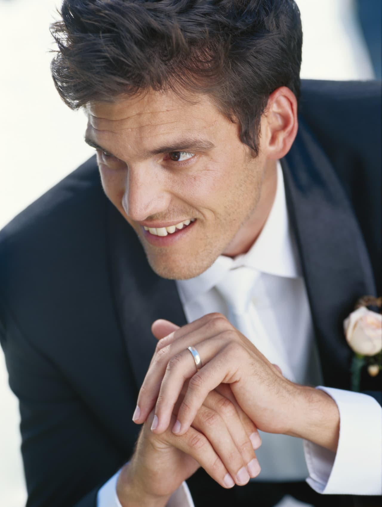 Manteniendo esa imagen que irá a tu subconsciente estarás fortaleciendo tu voluntad y aumentando tu autoconfianza al mismo tiempo que creando el campo energético que propicia el resultado.