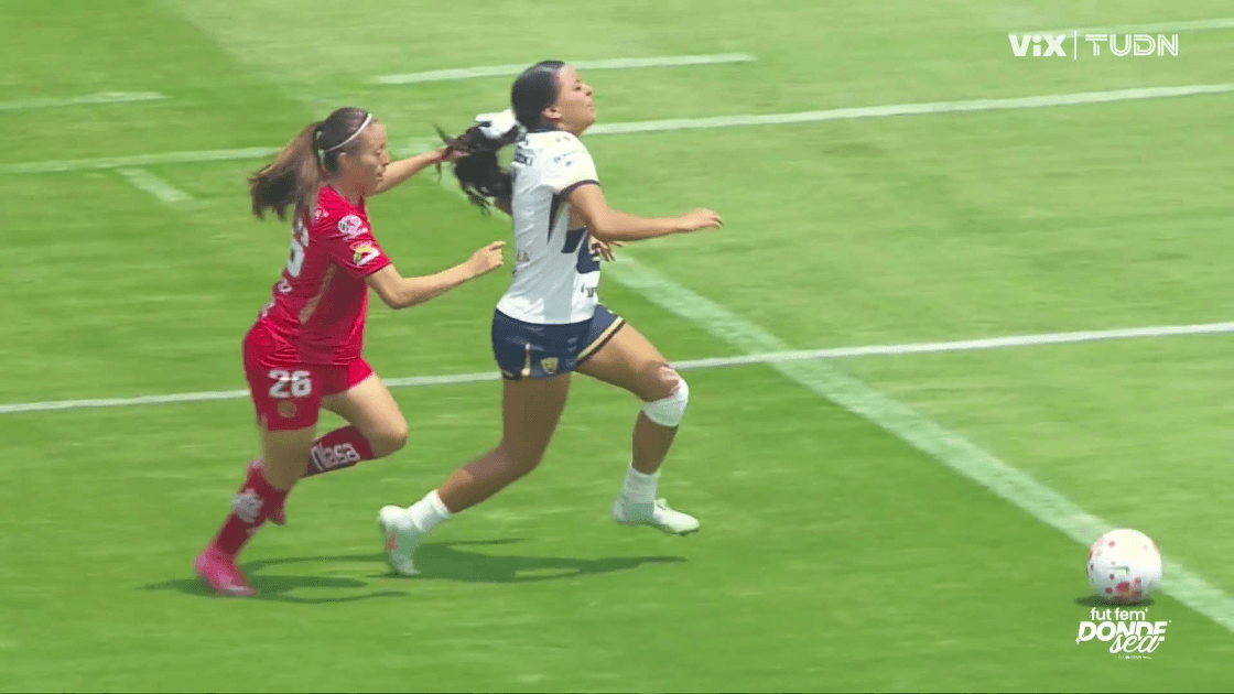 ¿Qué hiciste Naomi Muñoz? ¡Se va expulsada por jalarle el cabello a Ana Mendoza!