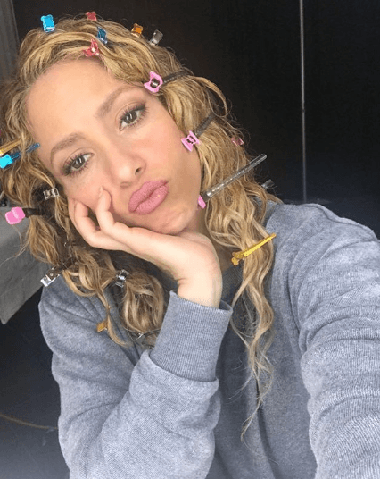 Los documentos e información que las autoridades tienen han sido entregados a solicitud de la agencia tributaria, conforme las investigaciones lo cual, indicó la fiscalía, no permite tener toda la información económica y tributaria de la cantante.