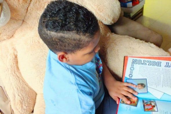 ¿Cómo les dedicas tiempo a tus hijos? Únete a la celebración del mes de Acción por los Niños y comparte tu foto usando #PequenosyValiosos en Twitter o FB. 