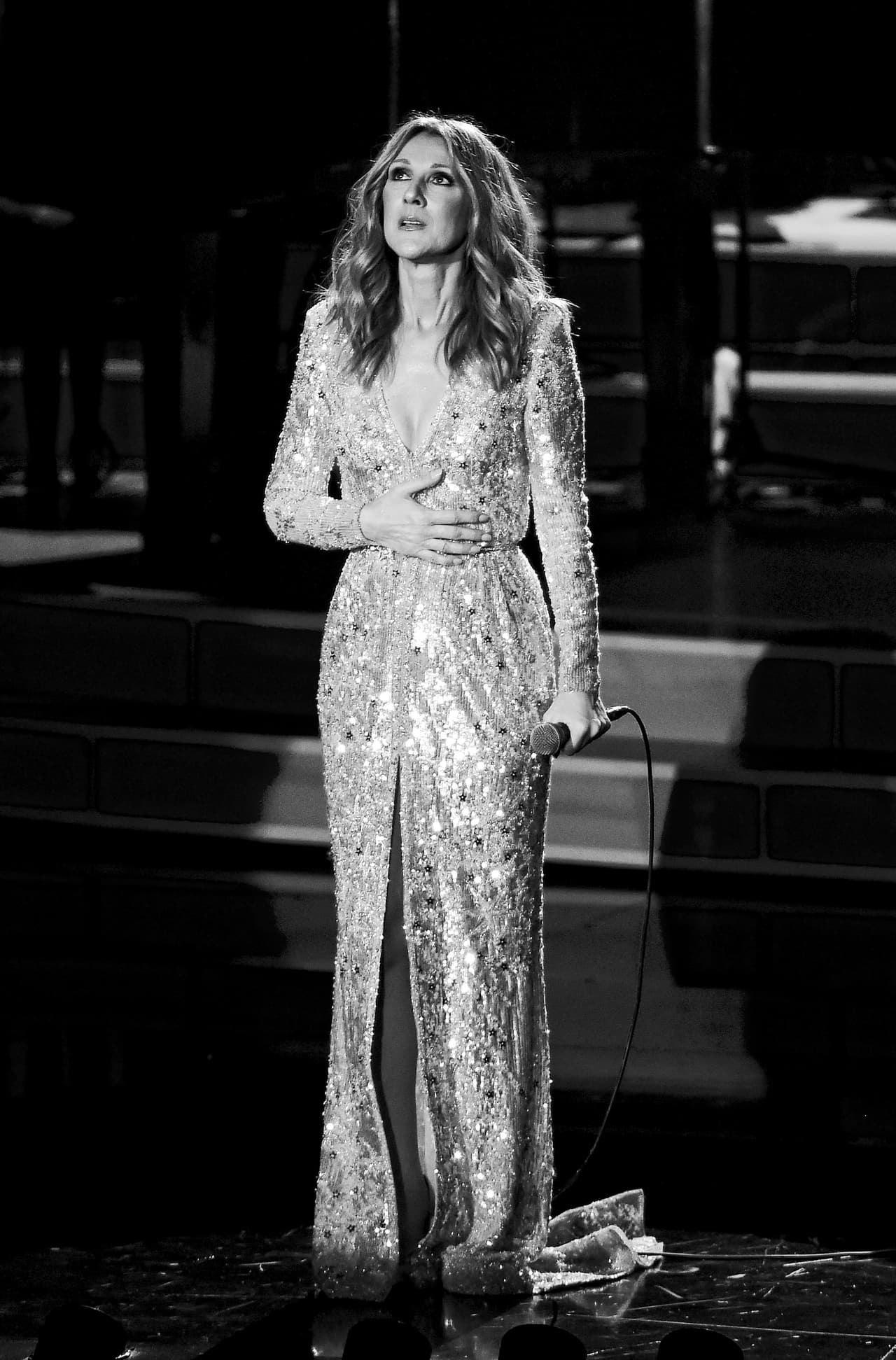 Y es que como una mujer comprometida dejó a un lado su carrera por cuidar de su querido esposo en los últimos días de su vida.