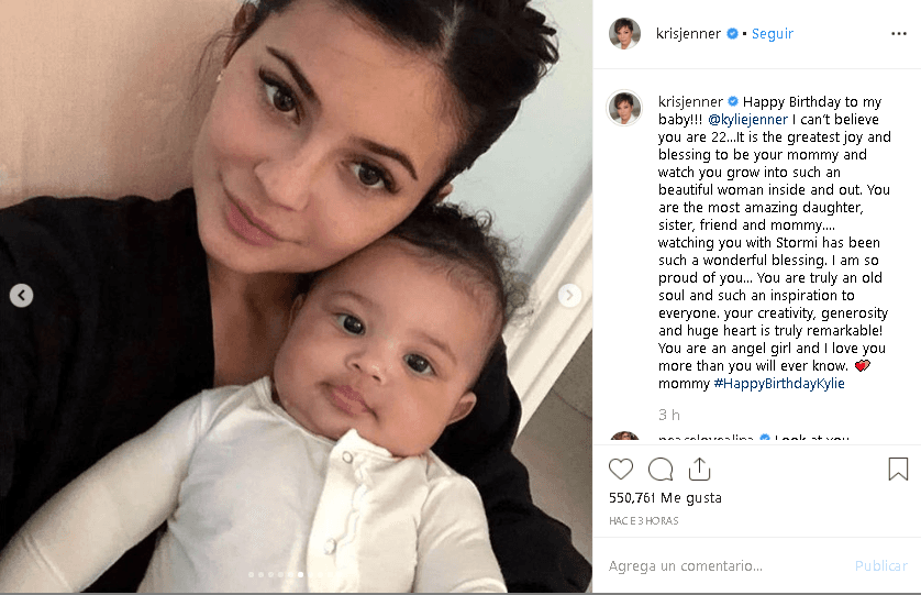 "Eres la hija, hermana, amiga y mamá más increíble. Verte con Stormi ha sido una bendición maravillosa. Estoy muy orgulloso de ti".