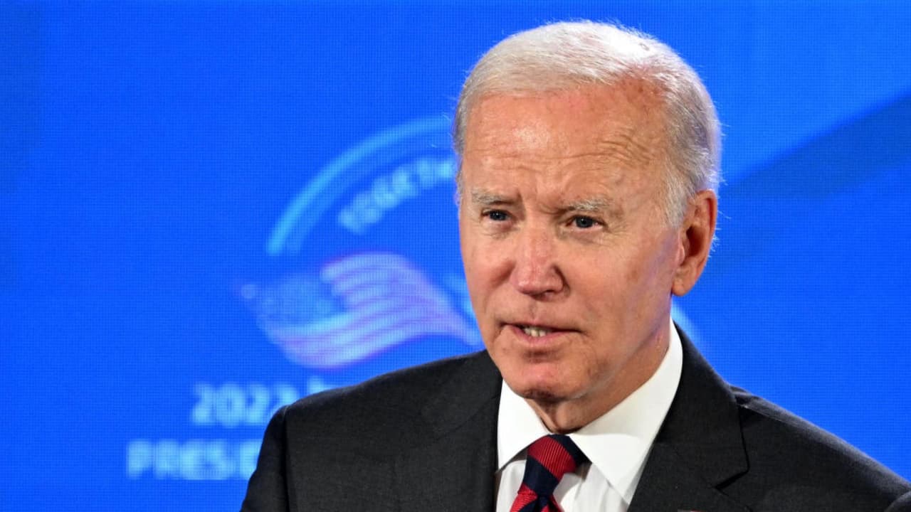 <b>Mira también:</b> El presidente Biden señaló que EEUU está preparado para impedir que Irán adquiera un arma nuclear, aunque sostuvo que el mejor camino siempre será el de la diplomacia. “A pesar de que las palabras son fuertes, son apropiadas porque vienen en un momento necesario”, afirma el panelista demócrata Adonías Arévalo. Entretanto, el republicano Franklin Camargo asegura que “este viaje, al igual que sus declaraciones, pasarán con mayor pena que gloria”. 
<b><a target="_blank" href="https://vix.com/es-es/canales/channel-callsign-frequancy-news-24-7?utm_medium=internal_referral&utm_source=univision&utm_campaign=evergreen&utm_content=ed_news&utm_term=video">Puedes ver en ViX más contenido gratis</a></b>.