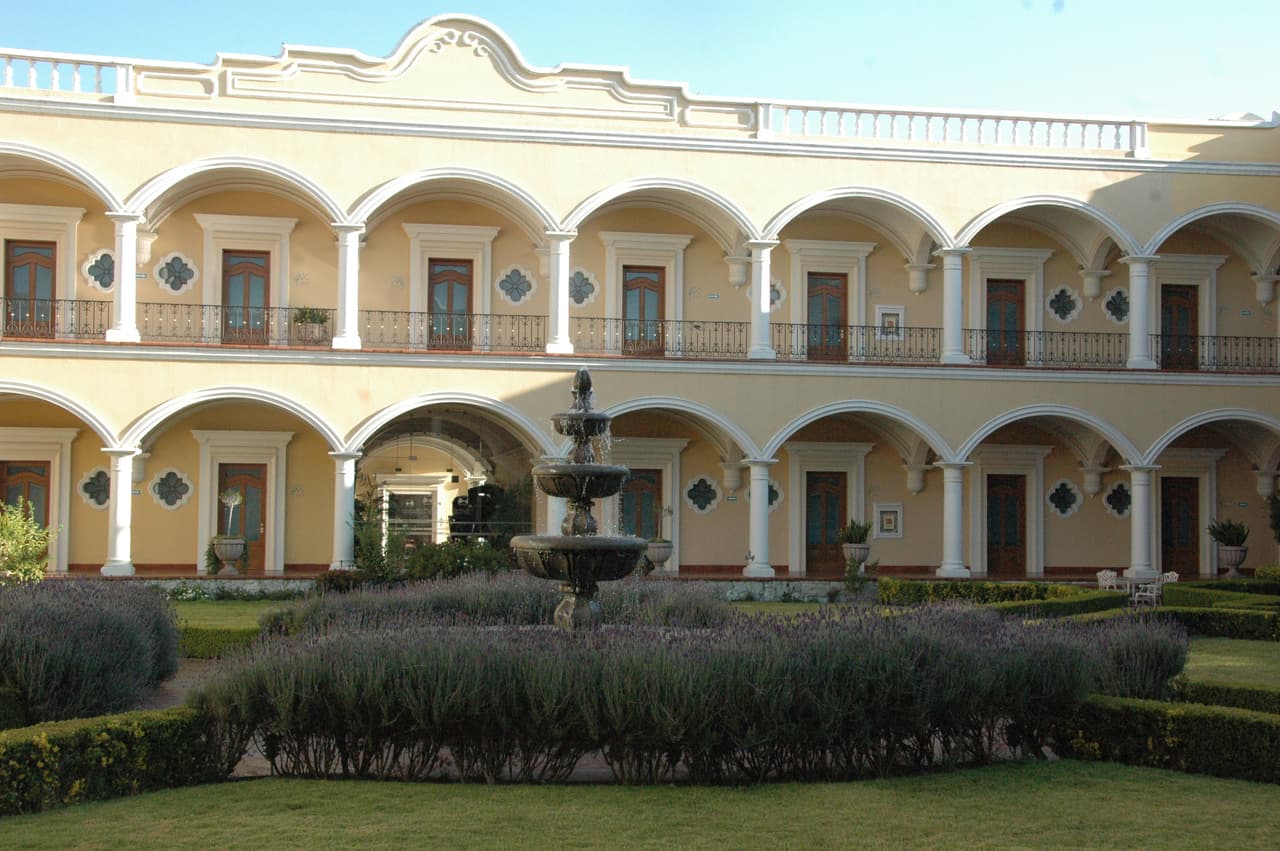 Las locaciones donde se graba gran parte de esta historia son maravillosas.