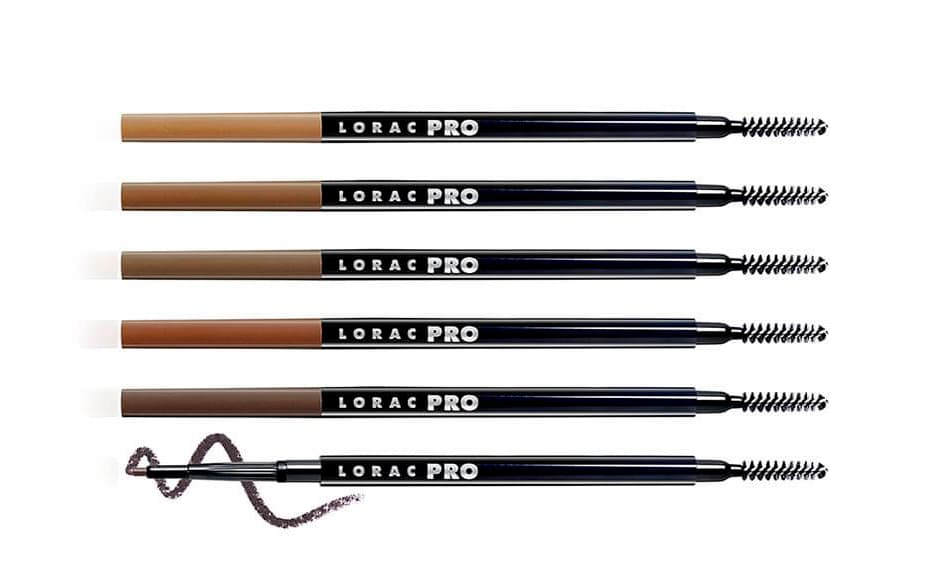 16. PRO BROW PENCIL, Lorac, 
<a href="http://www.ulta.com/pro-brow-pencil?productId=xlsImpprod10751014">Ulta</a>, $19 dólares | Sus seis tonos disponibles tienen una punta extra fina que es ideal para hacer los trazos más delgados y naturales. Con su ayuda puedes perfeccionar y rellenar las cejas escasas. Su textura es muy suave por lo que se desliza perfectamente.
<br>