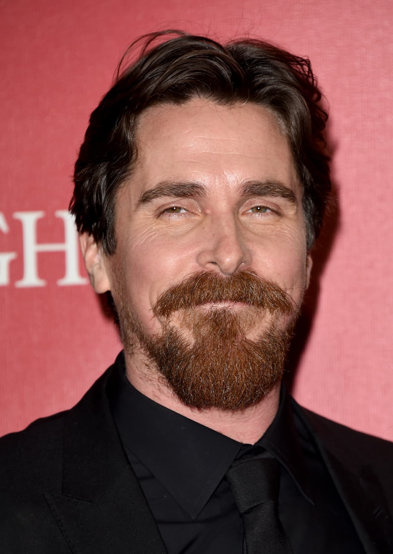 Christian Bale es un excelente actor y tiene unos ojitos muy tiernos que lo pusieron en esta cotizada lista de los más guapos.