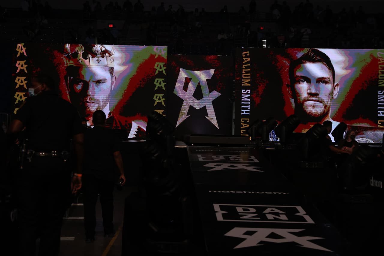 El combate empezaba y la campanada inicial estaba por sonar.