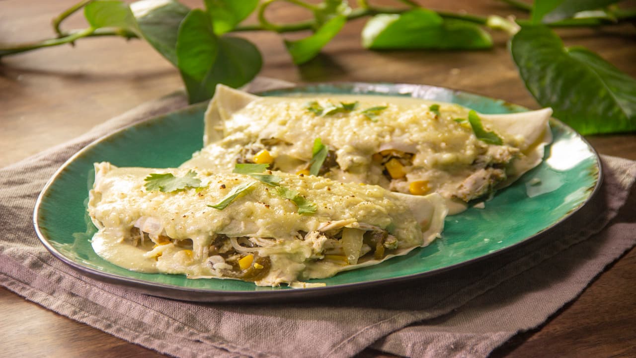 Crepas con chile poblano y elote