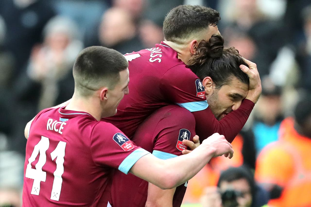 Por lo pronto, comenzará su preparación para el derbi londinense con el Arsenal del próximo 12 de enero por la Premier League.