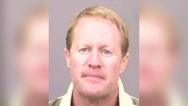 Arrestan a profesor de primaria en Fresno por presunto abuso sexual de alumno