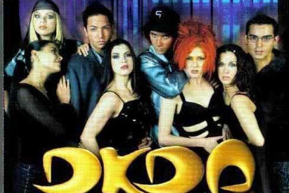 Fue gracias a que ambos coincidieron en la telenovela, 'DKDA… Sueños dejuventud', que el amor surgió entre ellos. 
<br>