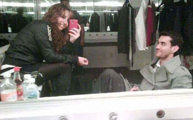 ¿Llegarán 
<b>Lina y <a href="https://www.univision.com/shows/despierta-america/david-zepeda-se-ponia-nervioso-al-grabar-las-escenas-de-pasion-con-ariadne-diaz-video">David</a></b> algún día al altar?