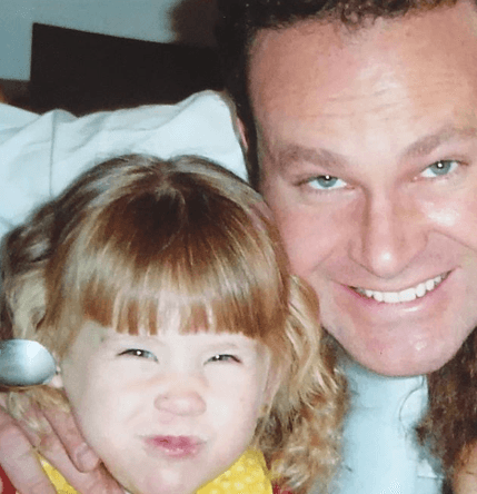 Nicole fue el segundo regalo de Alan. Su sonrisa y travesuras en complicidad con Hannah transformaron su mundo.