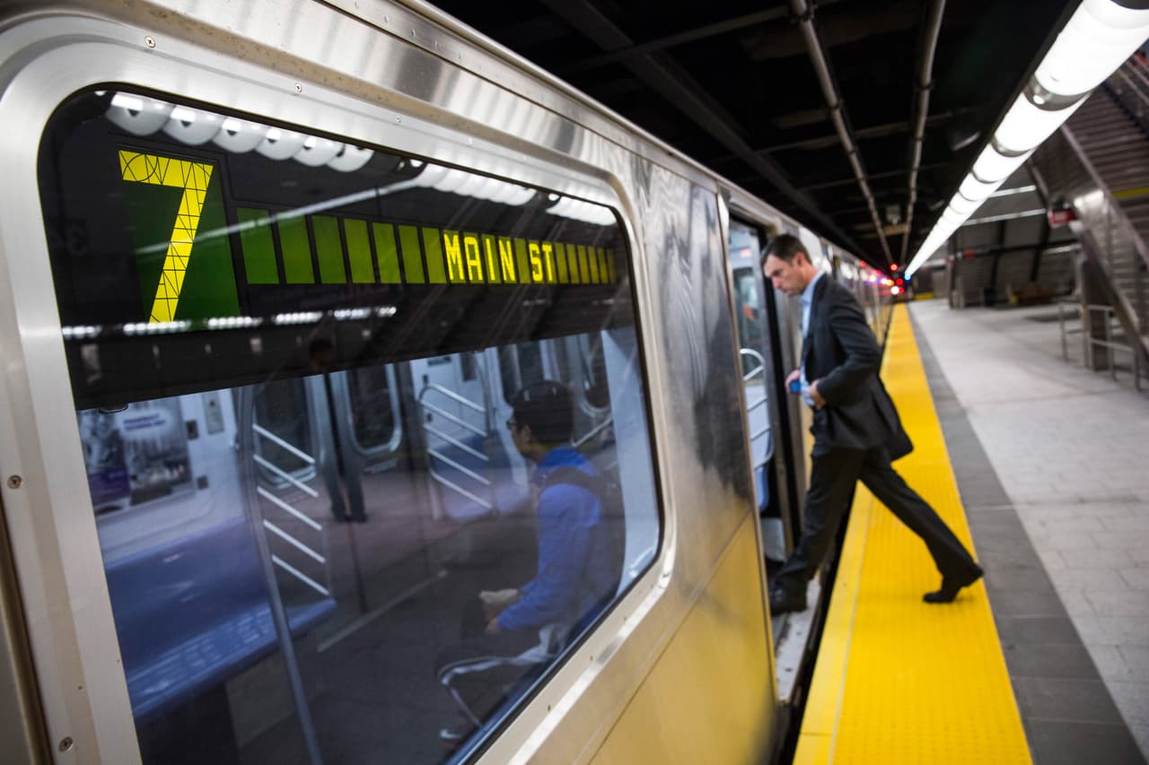 NEW YORK, NY - SEPTEMBER 14: La línea 7 del subway