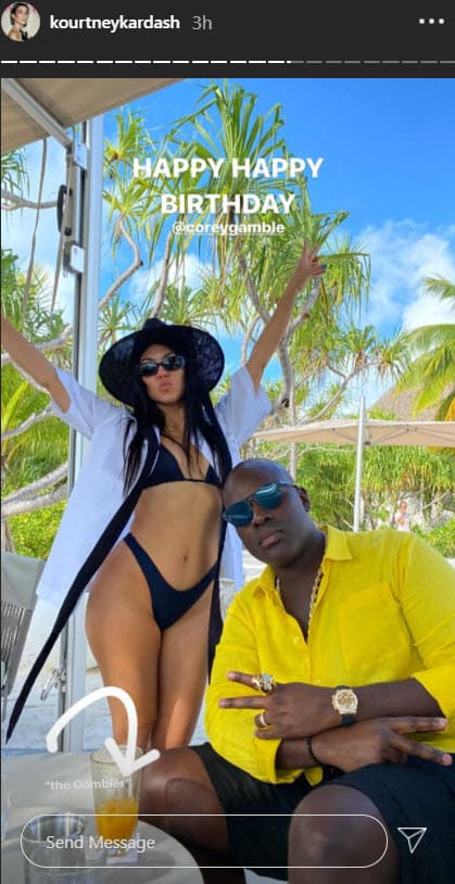 Por su parte, 
<b>Kourtney </b>le deseó feliz cumpleaños con una fotografías donde aparecen juntos.
<br>