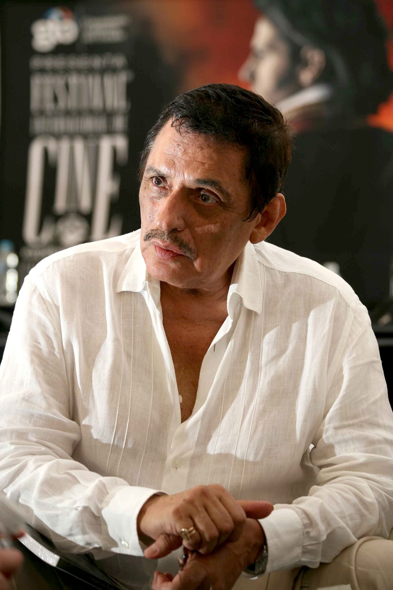 "Lo conocí, era un tipo supergentil, superdulce, a diferencia de sus personajes que le tocaron por el tipo que tenía, un actor que yo admiré mucho, fue una gran inspiración. Yo más que tristeza digo, qué padre poder vivir hasta los 81 una vida tan plena, tan llena de trabajos increíbles con tanta gente que habla bien de él, qué maravilla que se haya ido así", dijo a los medios de comunicación, reportó el periodista Edén Dorantes. 
<br>