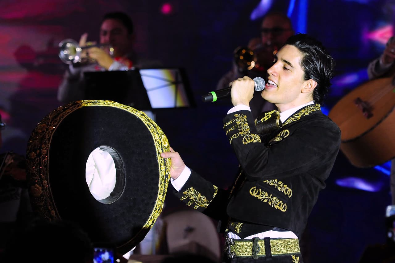 Su calidad interpretativa ha sido aplaudida por el público. Sus primeros temas ('Te Amaré' y 'Lo Primero que Haría') calaron bien hondo en el gusto popular.