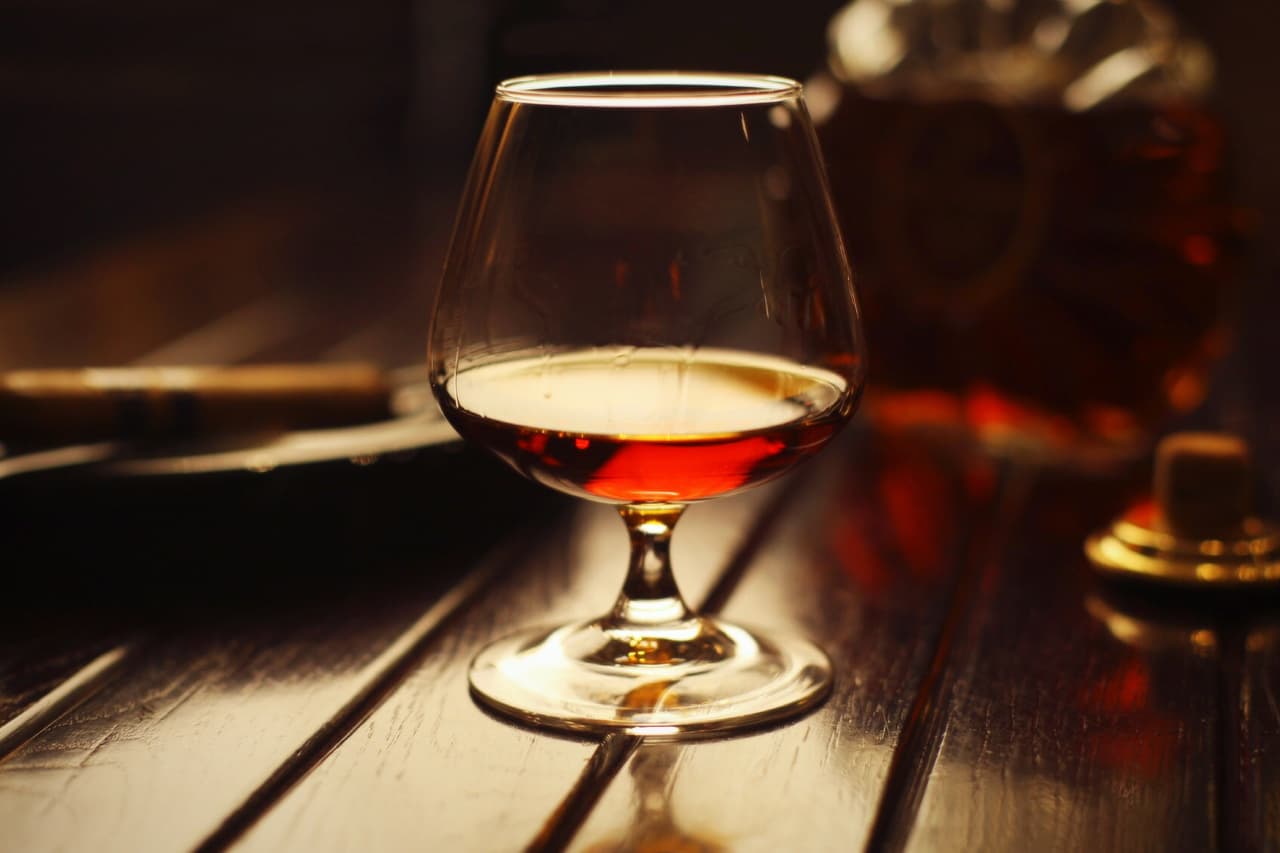 No es lo mismo brandy que coñac, ¿o sí?