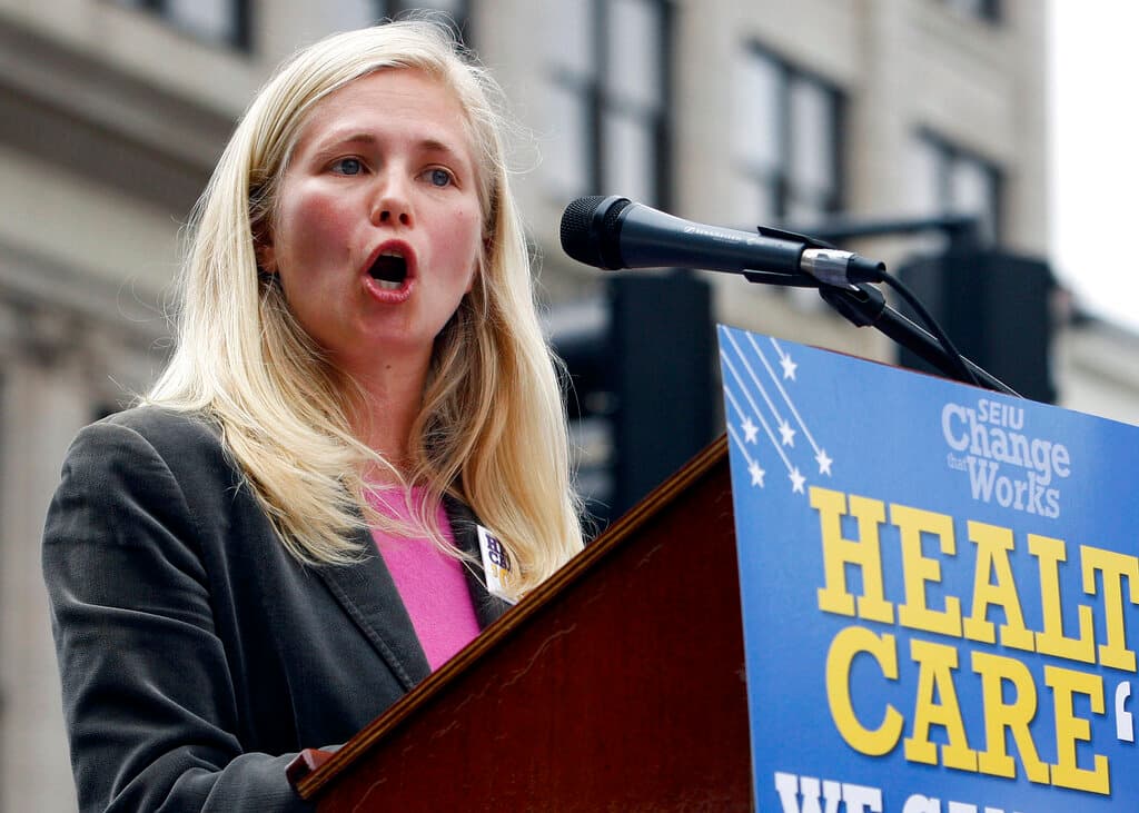 Foto de archivo de 2009 de Hannah Pingree, entonces líder de la mayoría de la Cámara de Representantes de Maine.