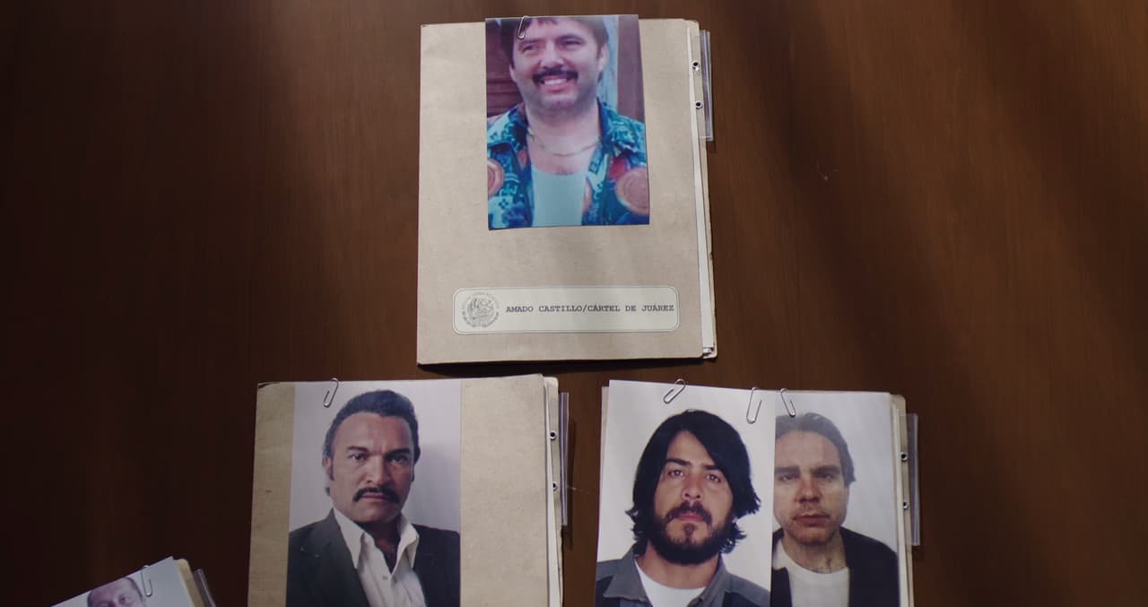 In season 2 of ‘
<b><a href="http://www.univision.com/series/el-chapo-english" target="_blank">El Chapo</a></b>’, the mafia rules keep changing. In this picture from episode 1, we can see a few pieces from the drug-trafficking puzzle. There must be someone behind, trying to change the rules. Who will make decisions now? Who will win this new game?