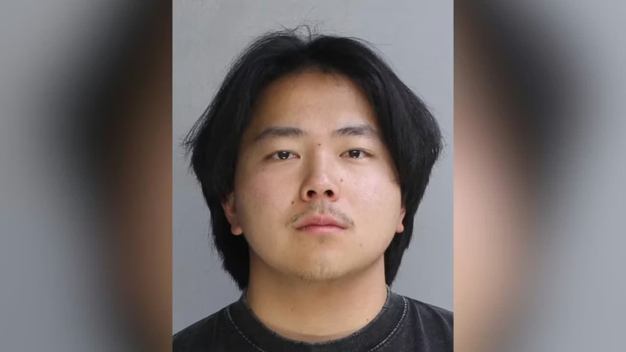 Acusan a un hombre de asesinar a su padre tras haber reportado la muerte como suicidio