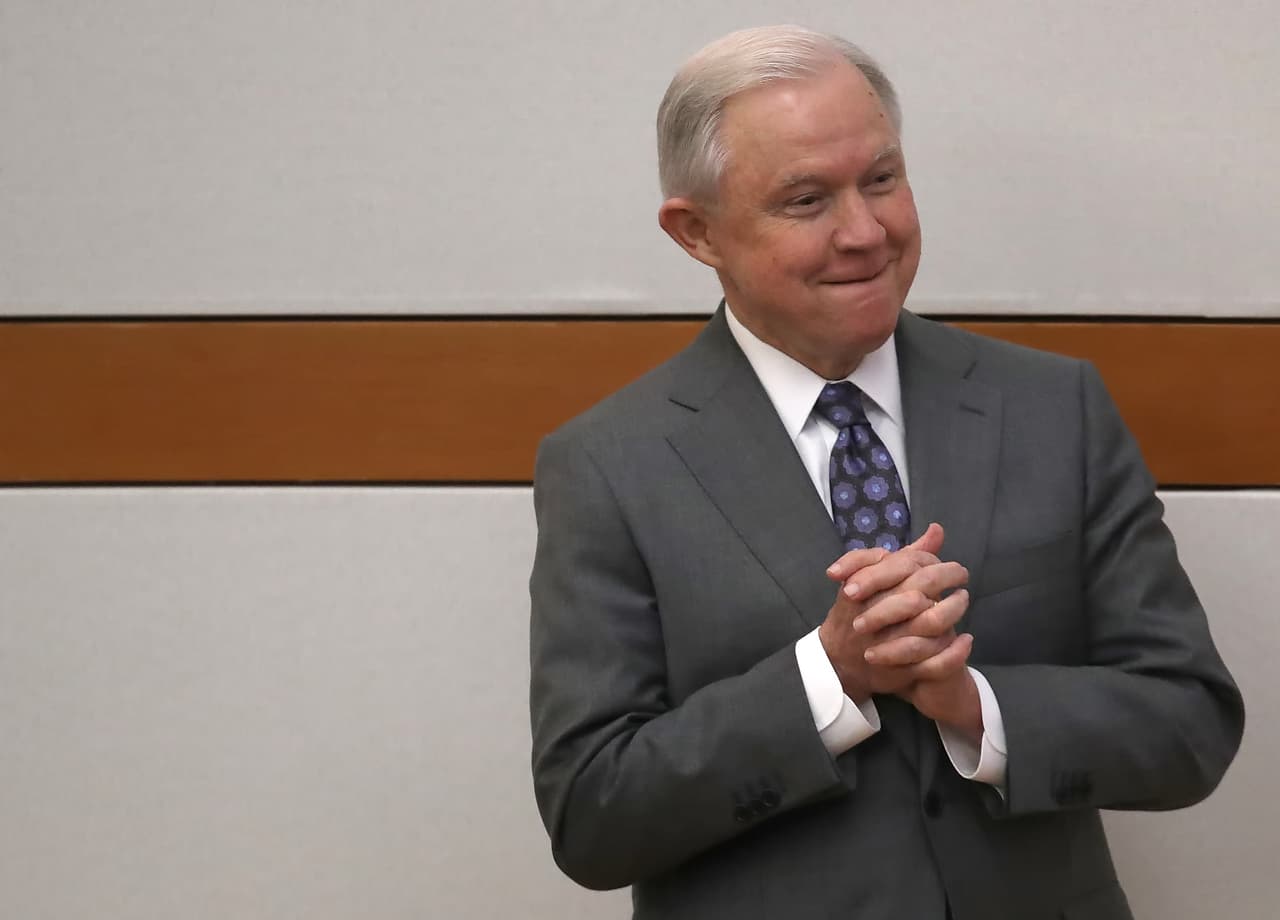 Fiscal general busca limitar el poder de los jueces e impedir que frenen órdenes a nivel nacional