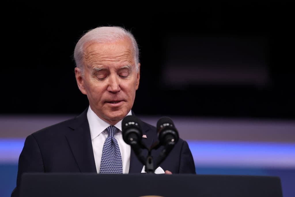 Biden responsabiliza a sus empleados del mal manejo de los documentos clasificados