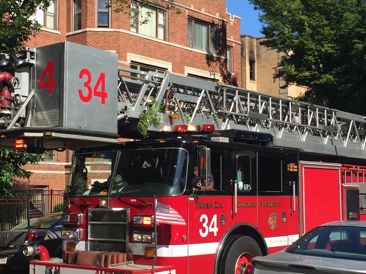 Cuatro muertos entre ellas tres hermanas en un incendio en South Chicago