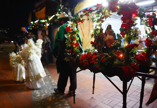 De acuerdo con el Departamento de Salud del condado, los casos se acercan peligrosamente a los 4,000 diarios, tras las fiestas de Acción de Gracias.
