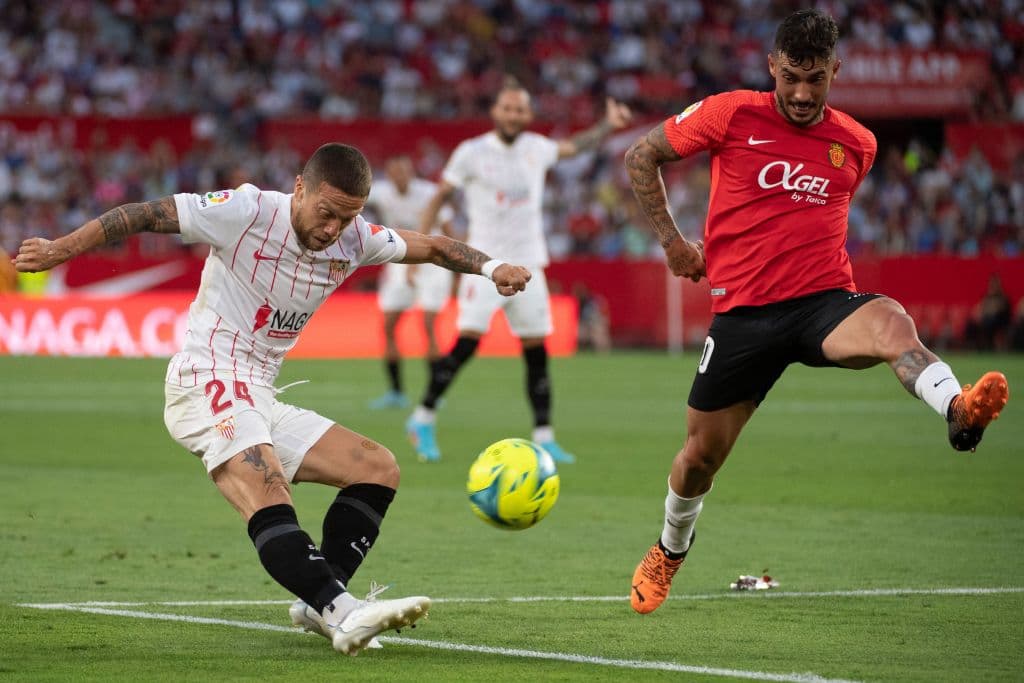 El Sevilla, con el mexicano Jesús ‘Tecatito’ Corina todo el partido empató sin goles con el Mallorca que dirige su compatriota de Javier Aguirre en antepenúltima jornada de LaLiga de España.