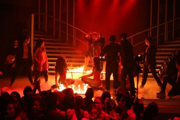 Ahora sí que todas contra todas. ¿Quién ganará? Una semifinal a lo grande con Ale Guzmán, La Arrolladora Banda El Limón y Christian Daniel. Además, animales salvajes y hasta las eliminadas resucitaron. ¿Eres Team Clarissa, Team Nathalia, Team Francisca o Team Catherine?