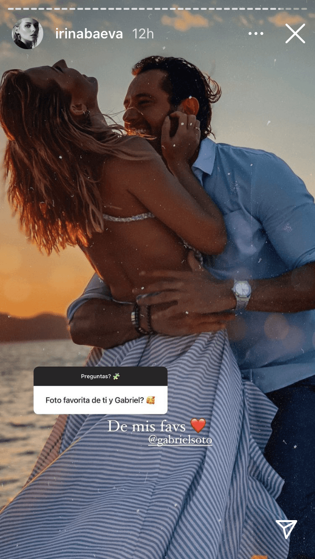 Fue justo en esa telenovela, producida por José Alberto Castro en 2016, donde conoció a su prometido. La actriz publicó una de sus fotografías favoritas junto al actor.