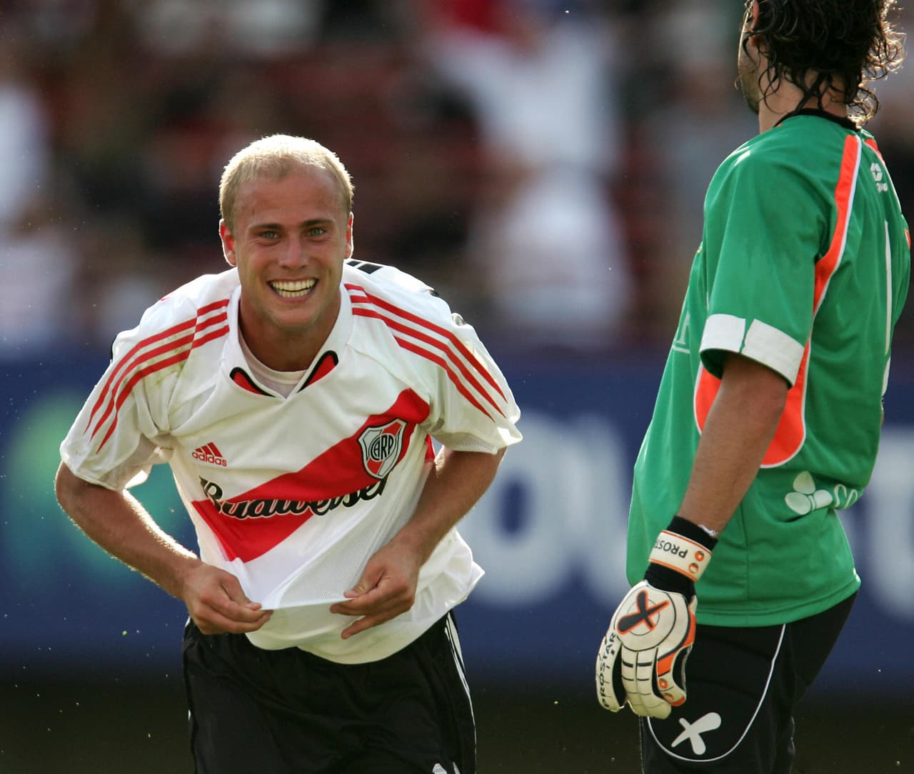 Luciano Figueroa surgió de Rosario Central y jugó con 'Chelito' Delgado en Cruz Azul.