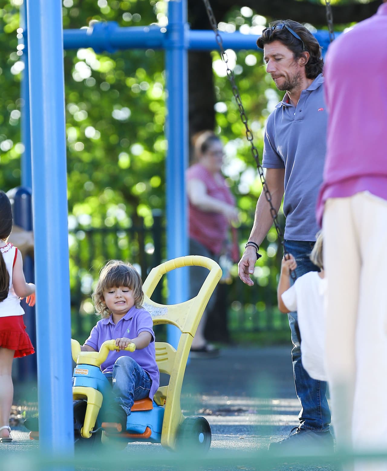 Colate jugando con su hijo Nico hace unos meses.