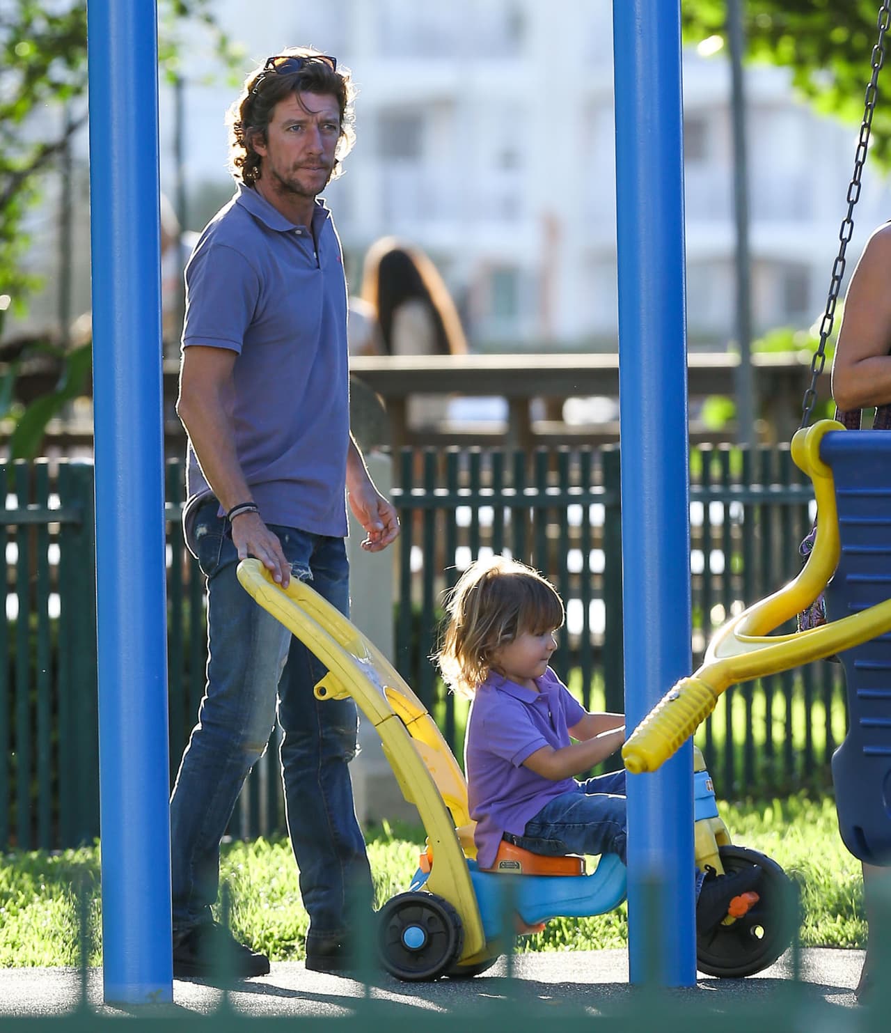 Colate jugando con su hijo Nico hace unos meses.