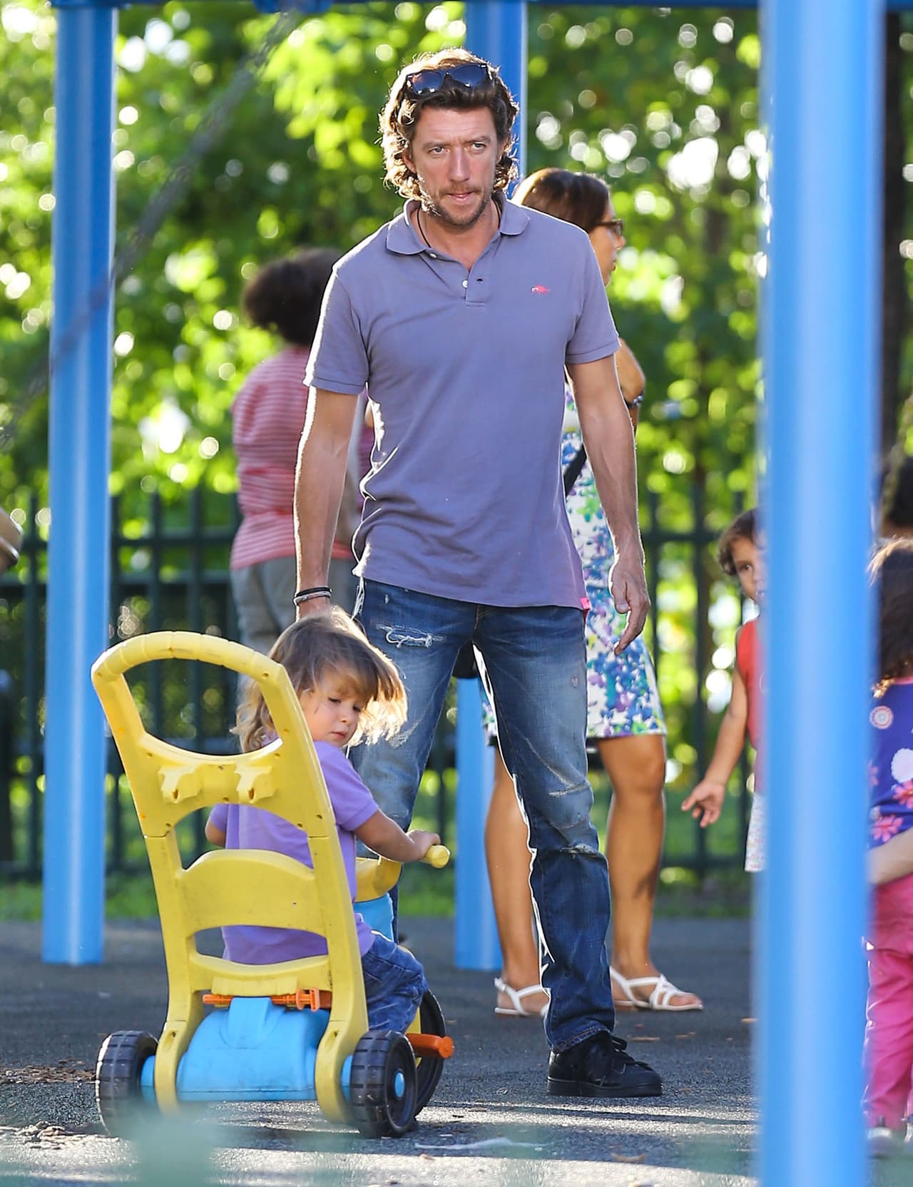Colate jugando con su hijo Nico hace unos meses.