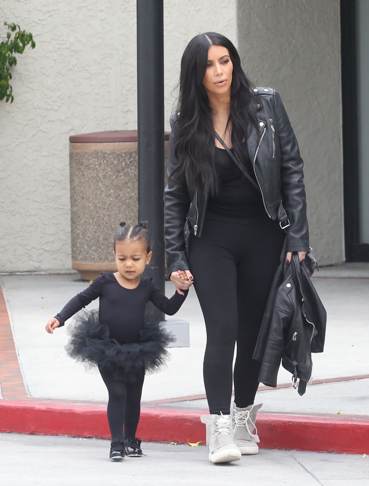 Por el tierno y diminuto “tutu”, seguramente se está preparando para ser una increíble bailarina de ballet.