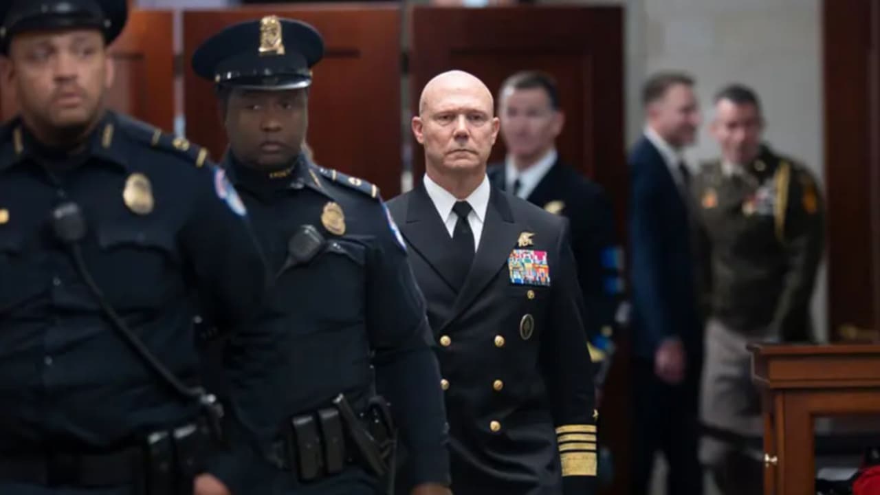 Detalles de la audiencia del almirante Bradley sobre el doble ataque a una supuesta 'narcolancha'