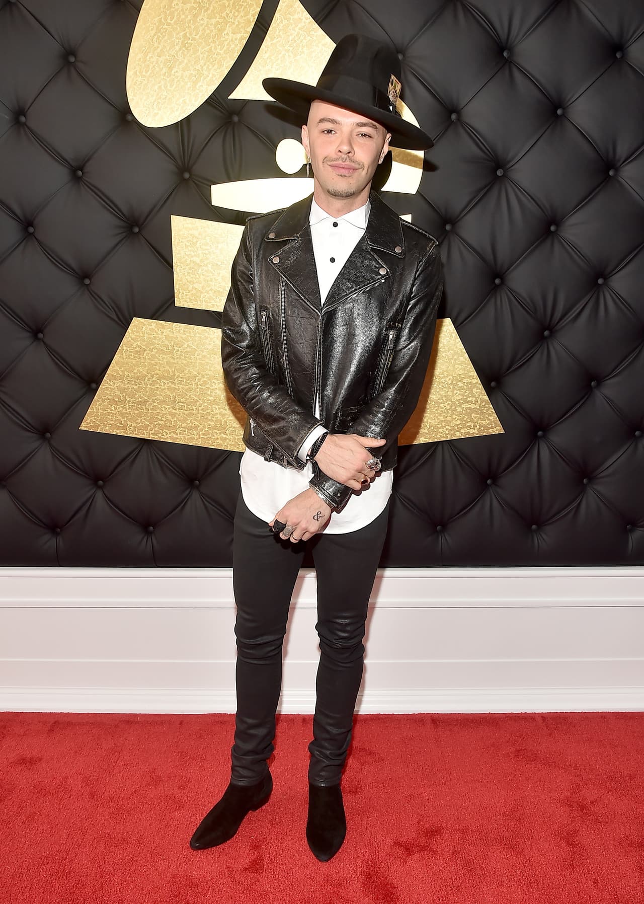 Comencemos con el hermano mayor, Jesse. Aquí, en la pasada entrega del Grammy, en Los Ángeles, en febrero de 2017.